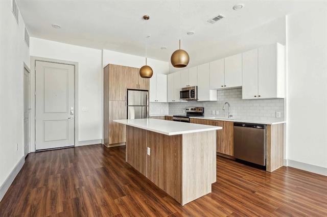 Building Photo - 5332 Trinity River Trl