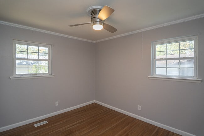 Building Photo - 6212 Pawnee Dr