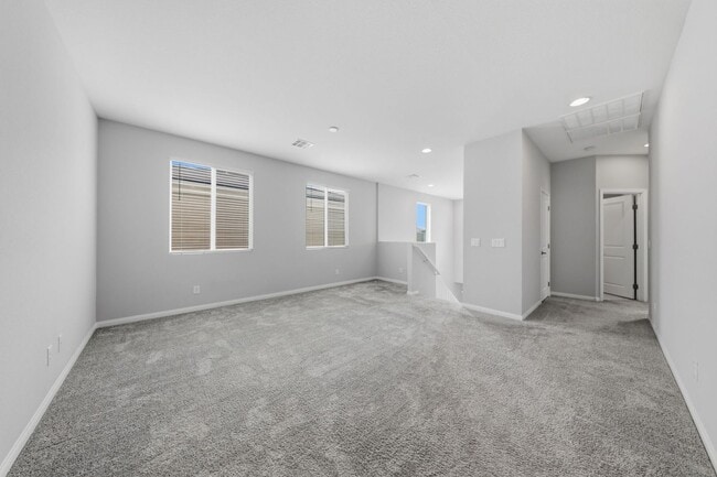 Building Photo - Southwest Gem! 3BR + Loft, Smart Home, Low-Maintenance Paver Patio