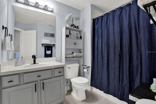 Building Photo - 5036 Pond Ridge Dr