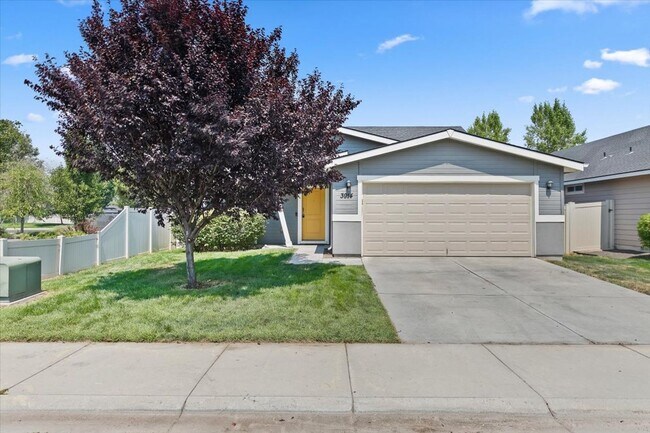 Building Photo - Charming 3-Bedroom Home with Fenced Yard in the Heart of Meridian