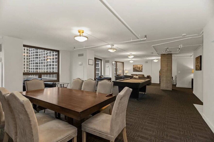 Building Photo - 440 N Wabash Ave