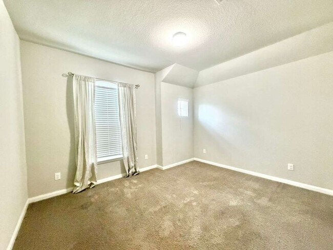 Building Photo - 32125 Cardamom Wy