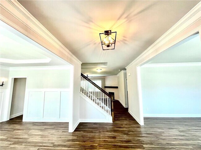 Building Photo - 331 Hudson Chase Ct