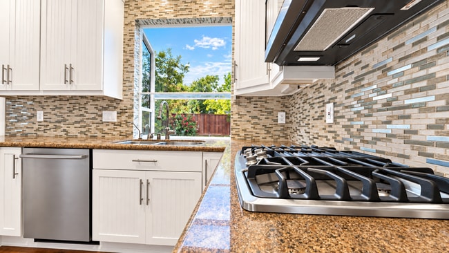 Building Photo - 3878 Loch Lomand Way