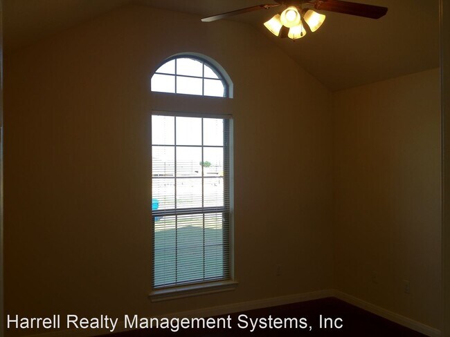 Building Photo - 3 br, 2 bath House - 614 Monticello Circle