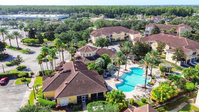 Building Photo - 3 Bedroom with Water View - Villanova at Hunters Creek