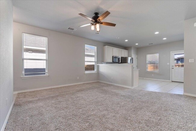 Building Photo - 309 Trellis Blvd