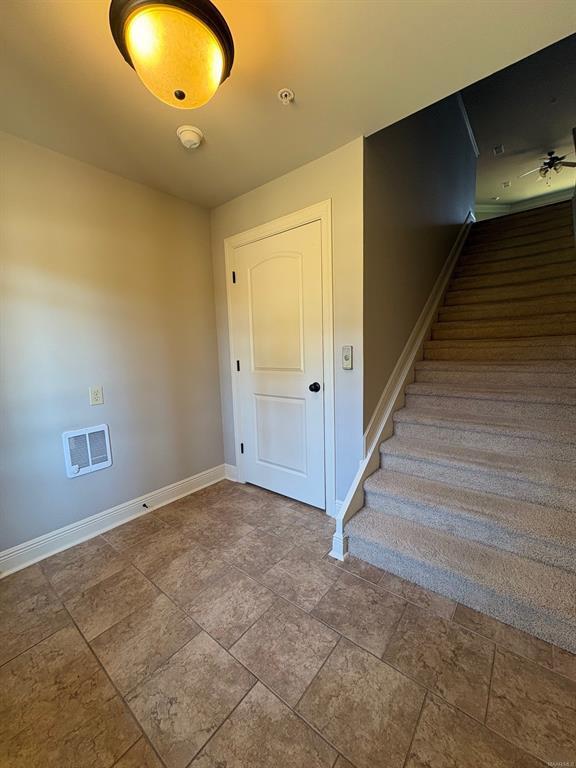 Building Photo - 461 Waters Edge