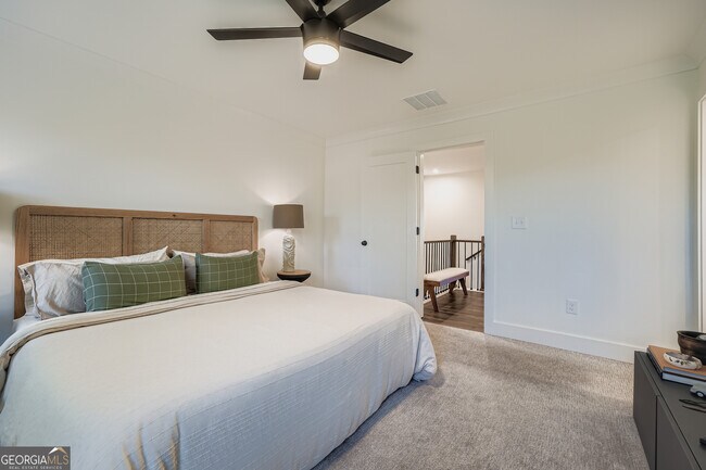 Building Photo - 568 Avondale Pk Cir