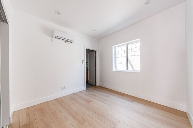 Building Photo - 13463 Beach Ave