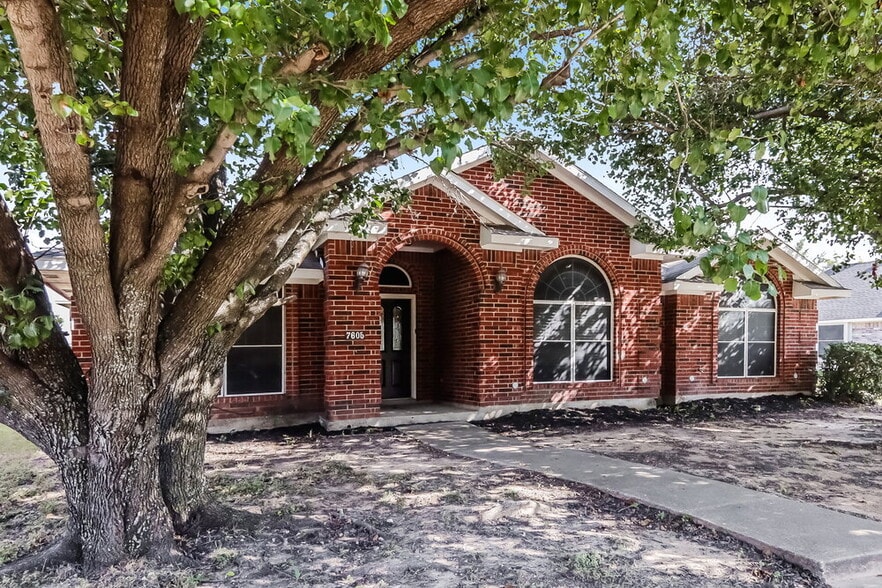 Building Photo - 7605 Colfax Dr