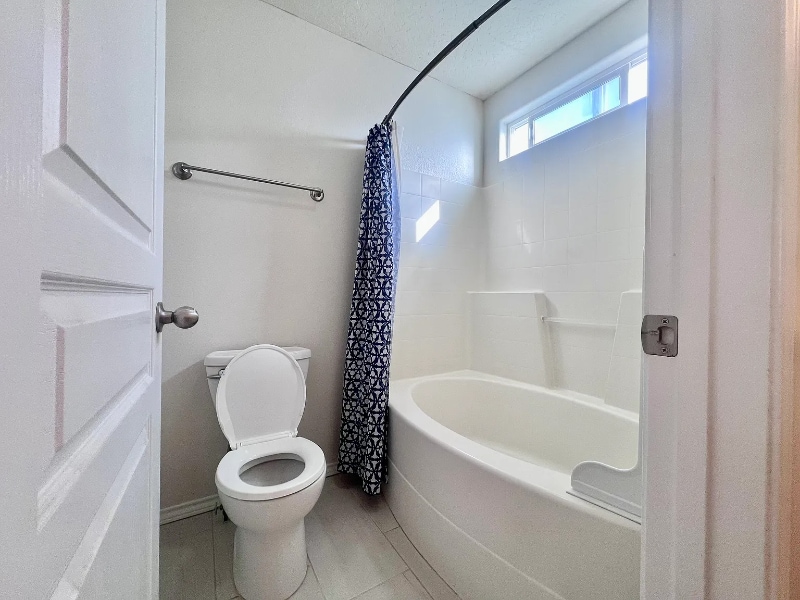 Building Photo - 16845 N Darmady Loop