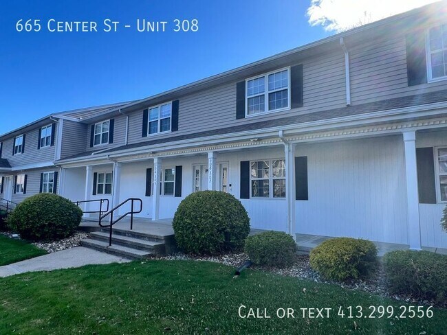 Building Photo - 665 Center St