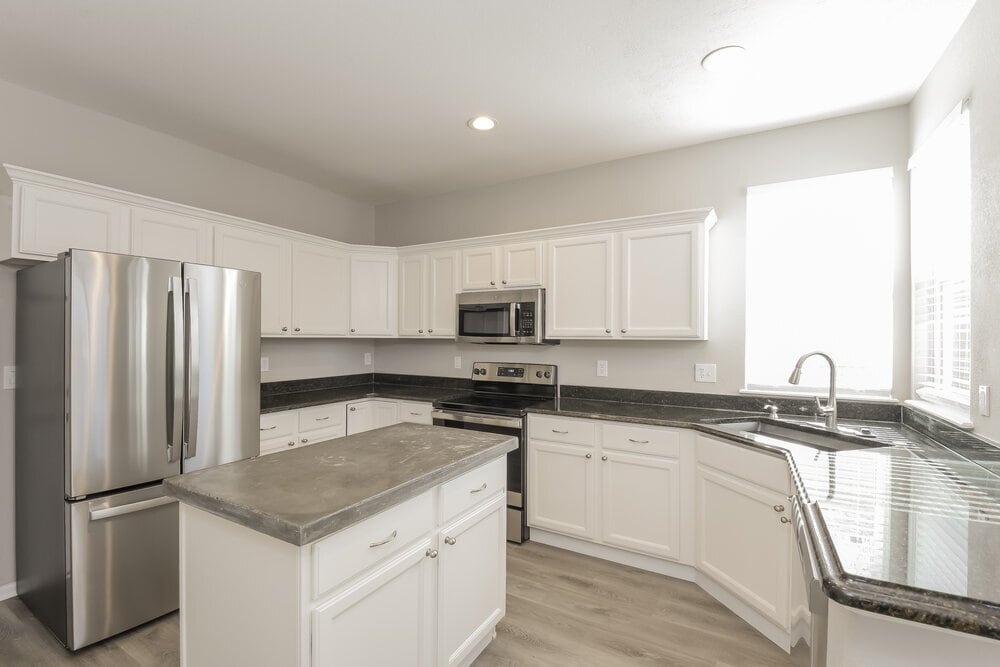 Building Photo - 10259 S Spotted Owl Ave
