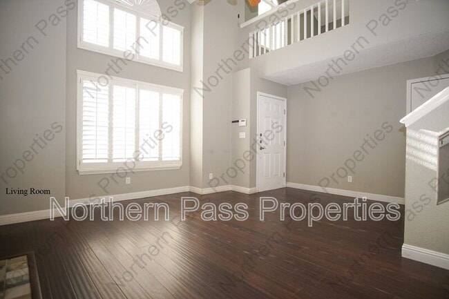 Building Photo - 1516 Cherokee Ridge Dr