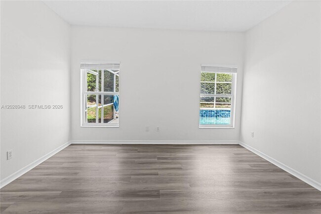 Building Photo - 434 Castlemain Cir