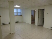 Building Photo - Two bedroom Apartment