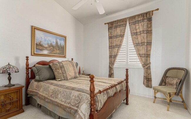 Building Photo - Space, Comfort, and a Neighborhood You’ll ...