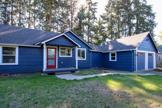 Building Photo - 860 Boxwood Ln SE