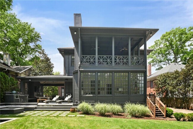 Building Photo - 635 Bonaventure Ave NE