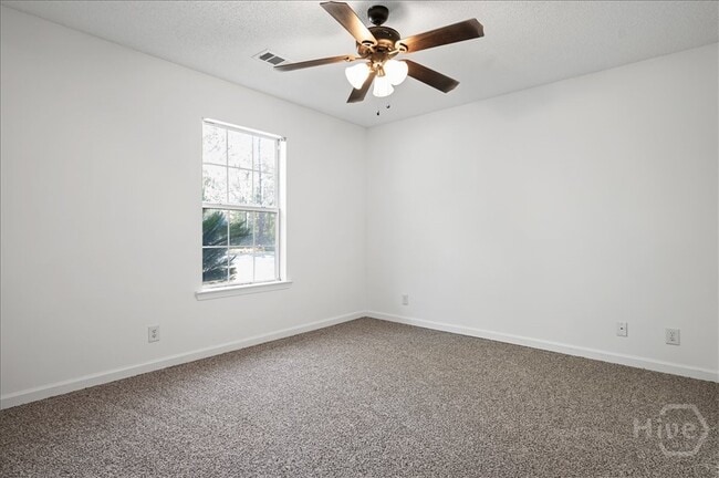 Building Photo - 479 Archer Rd