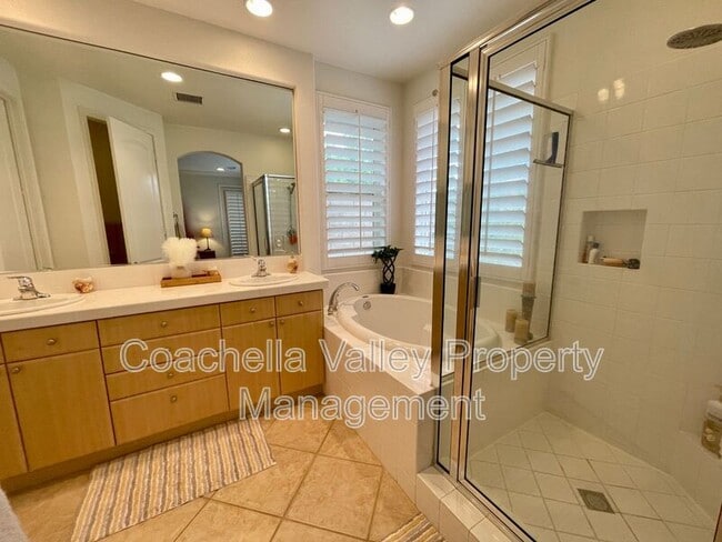 Building Photo - 168 Via Martelli