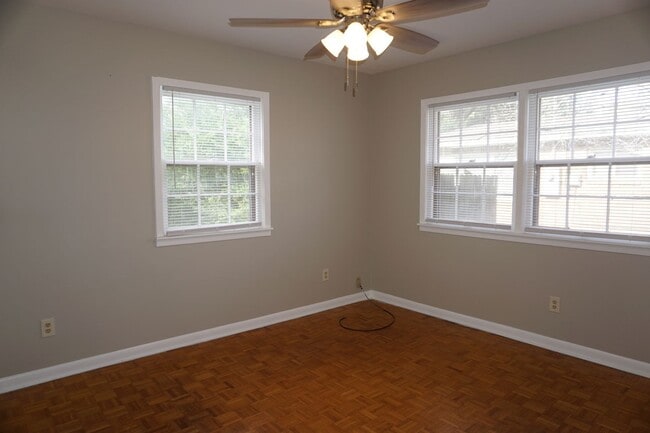 Building Photo - For Rent – Central Jonesboro Home - 3 bedr...