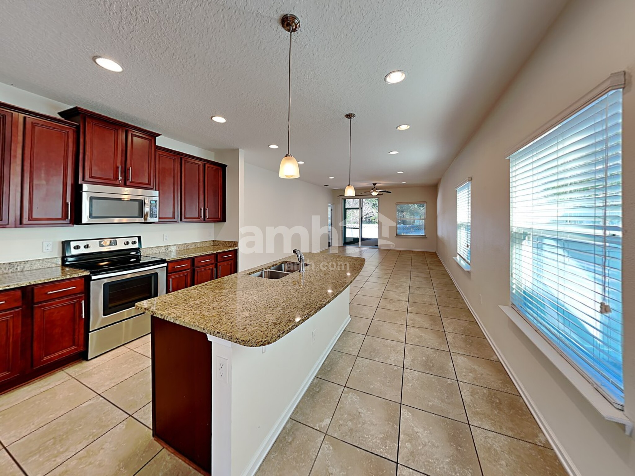 Building Photo - 556 Drysdale Dr