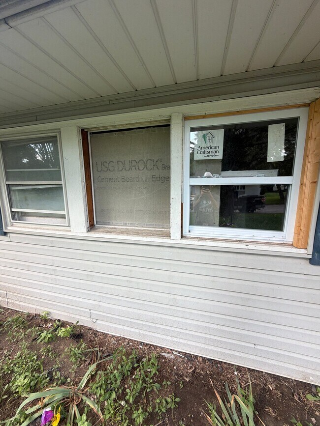 Building Photo - 30 Delores Dr