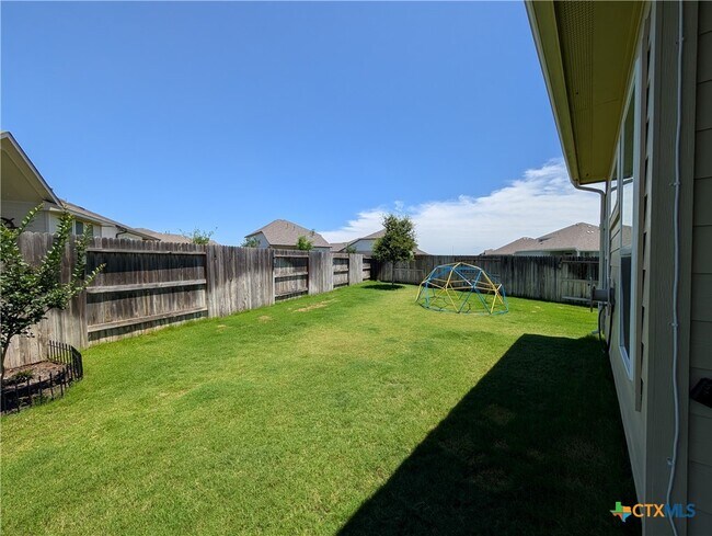 Building Photo - 2935 Aller