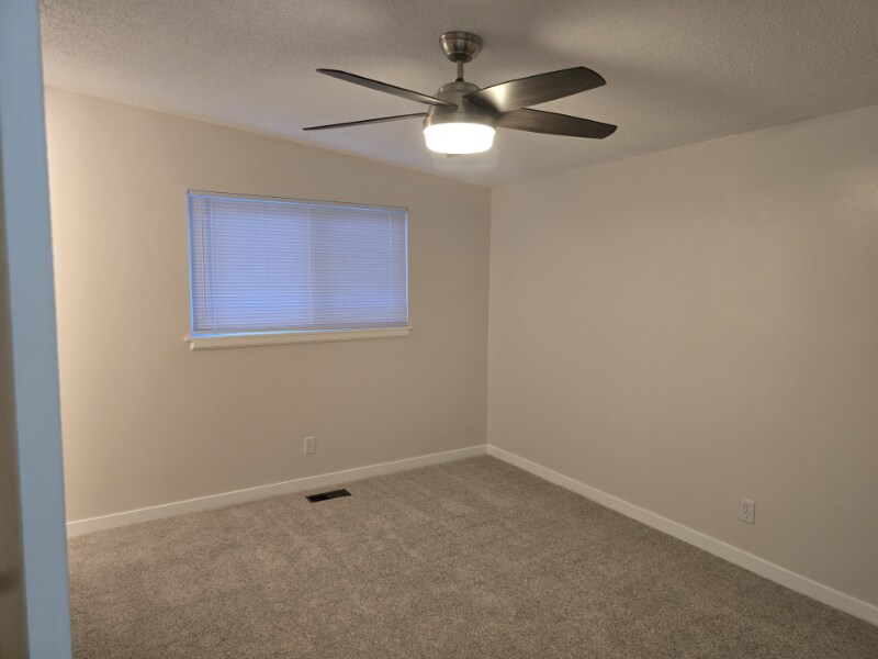 Building Photo - 3894 W Marcus Rd