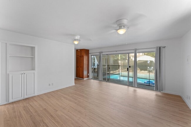 Building Photo - 910 Deador Rd