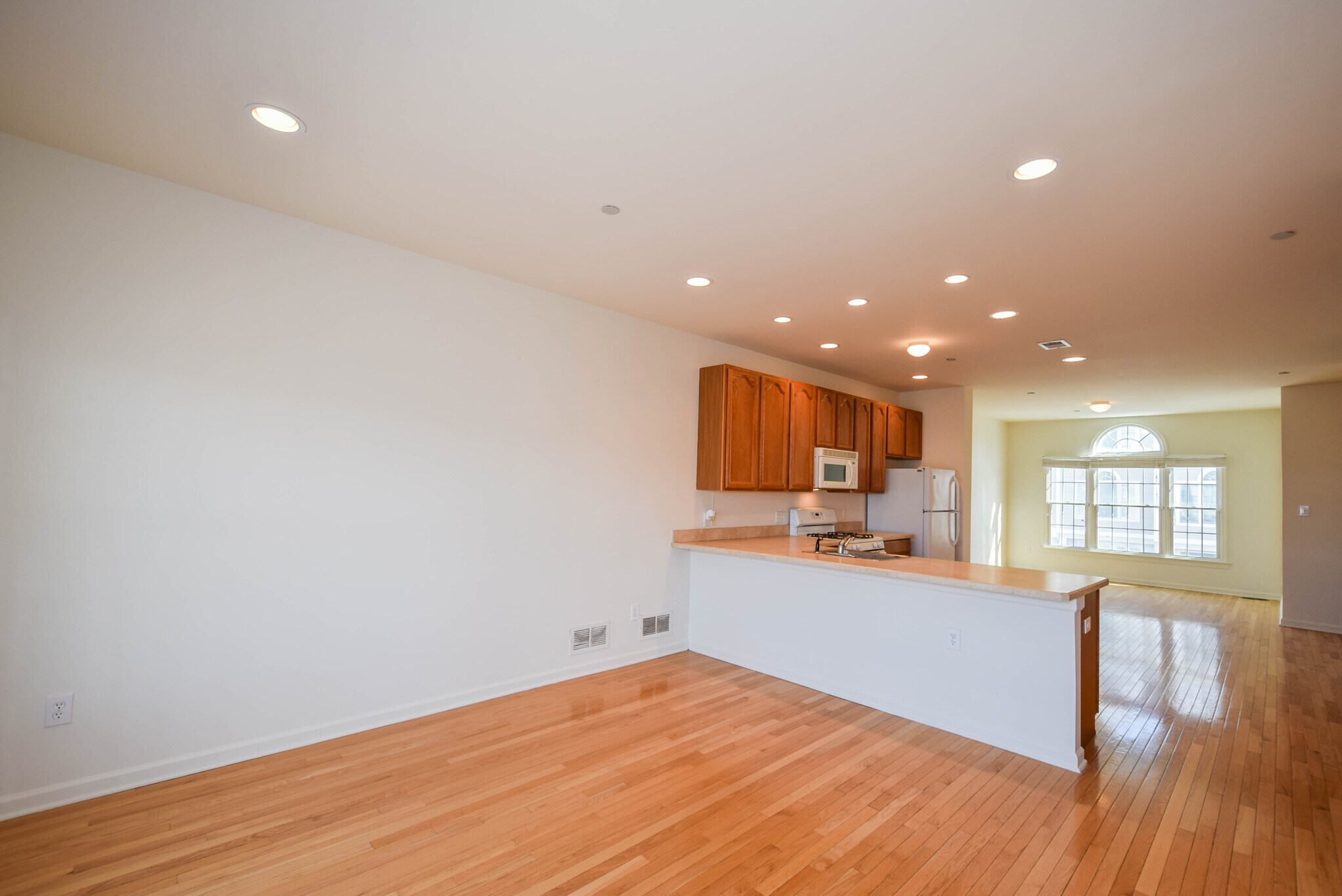 Building Photo - 67 Chelsea Ct