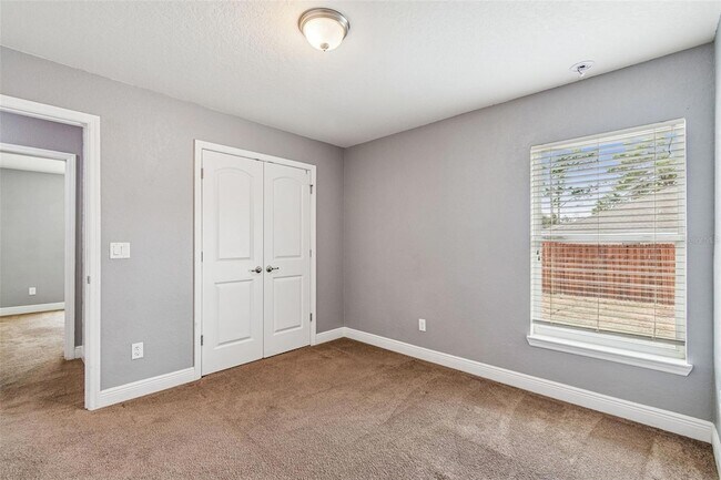 Building Photo - 13070 Sigmund St