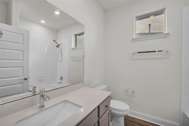 Building Photo - 17925 Curio Dr