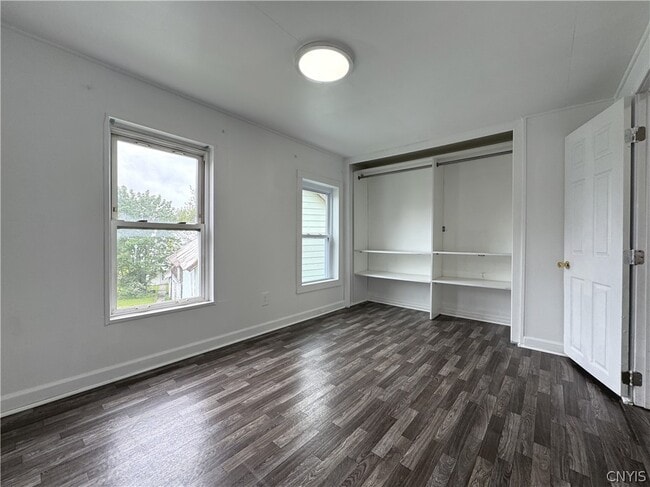 Building Photo - 318 W Hoard St