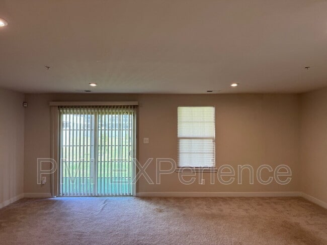 Building Photo - 16508 Anegada Dr