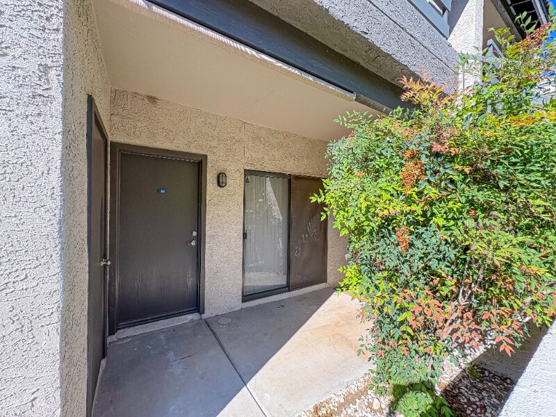 Building Photo - 80 W Maryland Ave