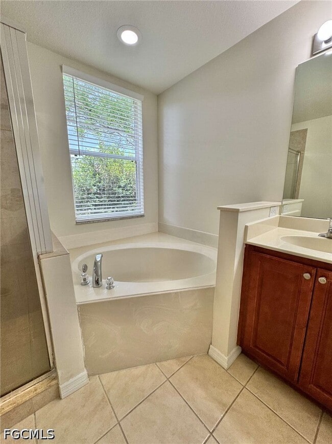 Building Photo - 4263 Liron Ave