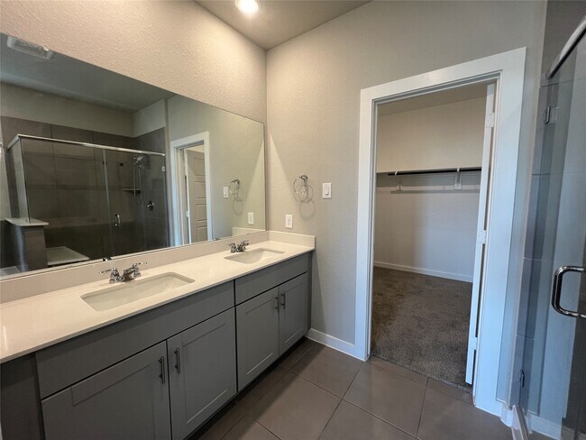 Building Photo - 2611 Colorado Crk Dr