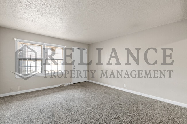 Building Photo - 1125 W 16th St N