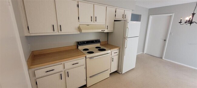 Building Photo - 100 Lerma Ct