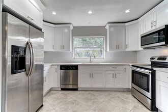 Building Photo - 10131 NW 35th St