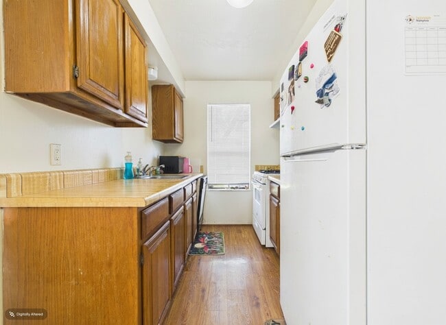 Building Photo - 1515 Pine Ridge Dr