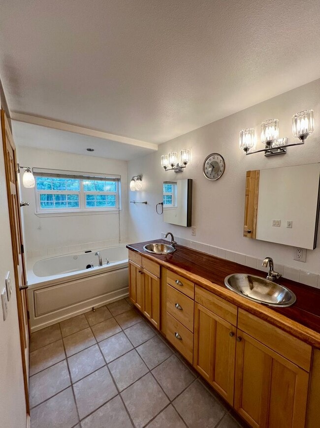 Building Photo - Stunning 3-Bedroom, 3-Bath Waterfront Home on the Chena River