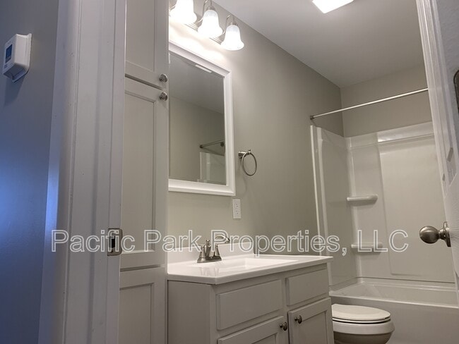 Building Photo - 1753 Horizon Ln