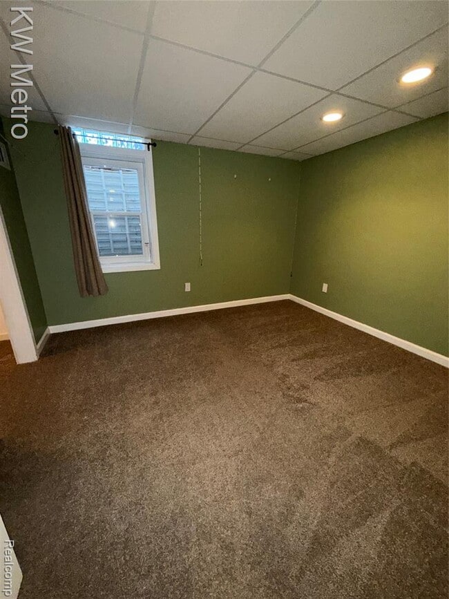 Building Photo - 1204 Montrose Ave