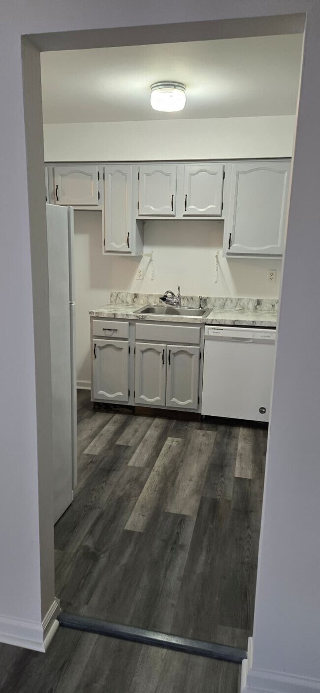 Building Photo - 5 Union St