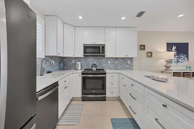Building Photo - 500 S Washington Dr